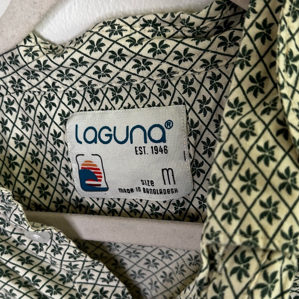 Laguna Leaf Print short sleeve button down shirt - Picture 3 of 5